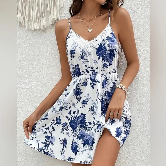 Dresses | Floral Print Guipure Lace Panel Cami Mini Dress | Poshmark Dresses | Floral Print Guipure Lace Panel Cami Mini Dress | Poshmark